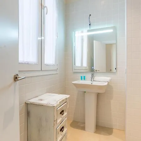 Urbe 10 Carreteria 1 Bedroom * Malaga